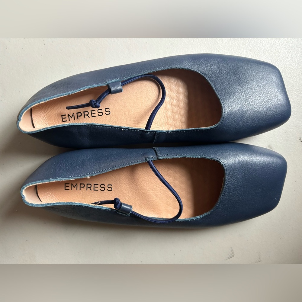 Empress Square Toe Flat Blue US 9/ EU 40